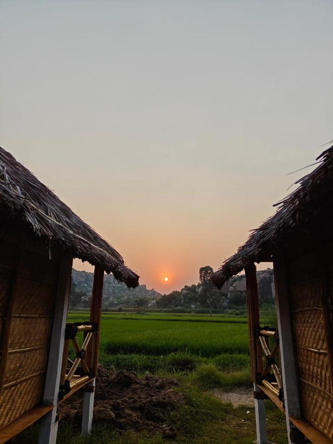 The Sundown Hampi Hotel ภายนอก รูปภาพ