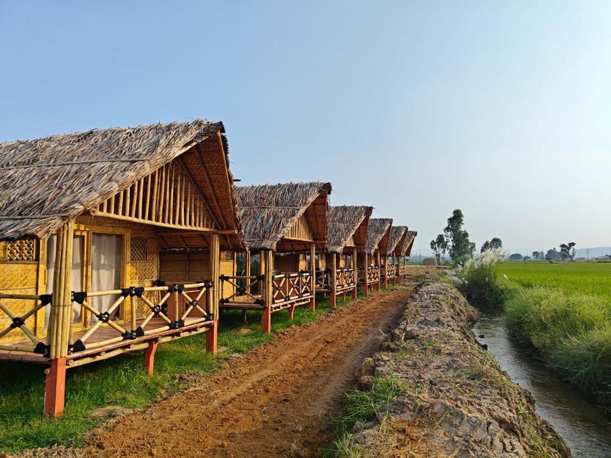 The Sundown Hampi Hotel ภายนอก รูปภาพ