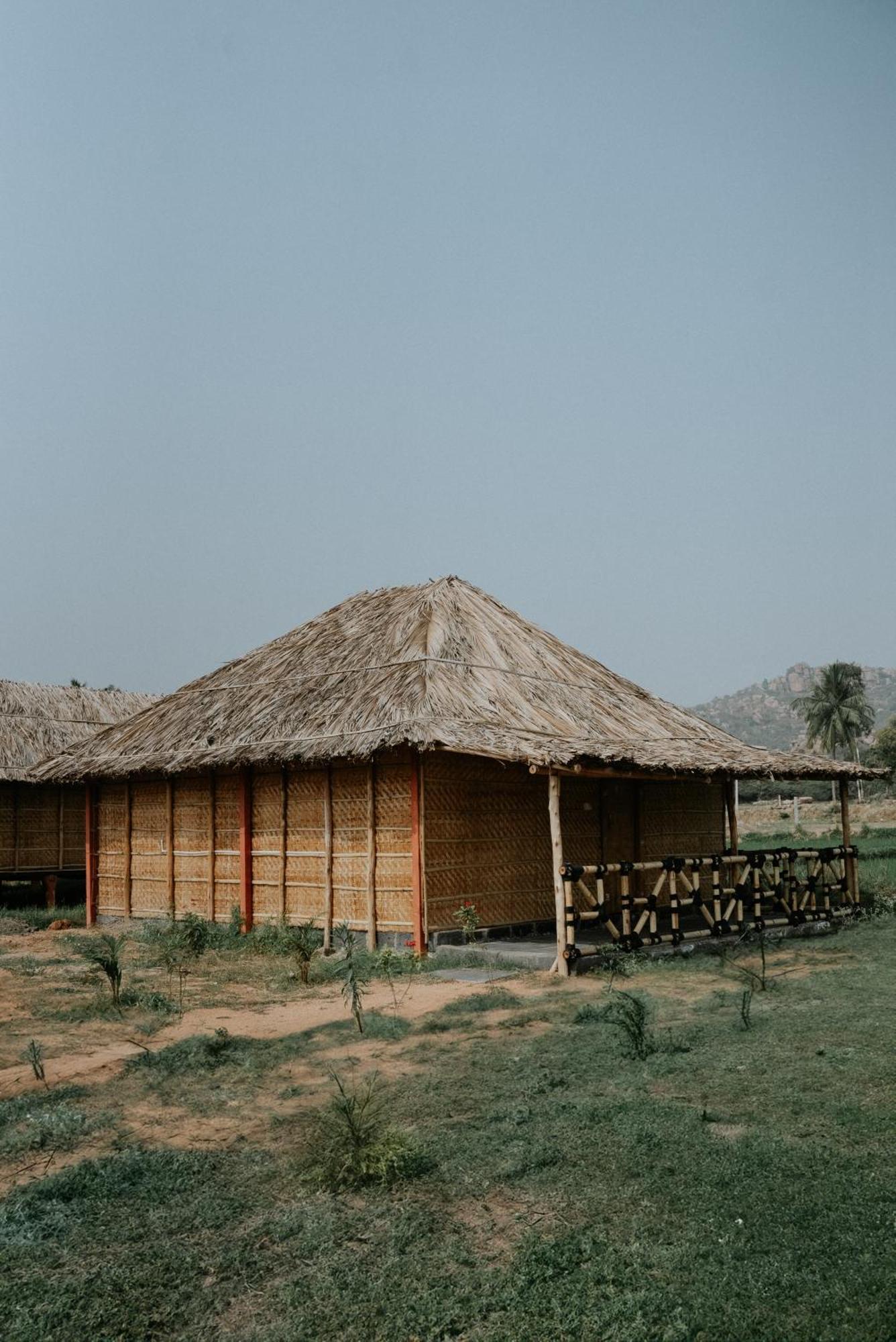 The Sundown Hampi Hotel ภายนอก รูปภาพ